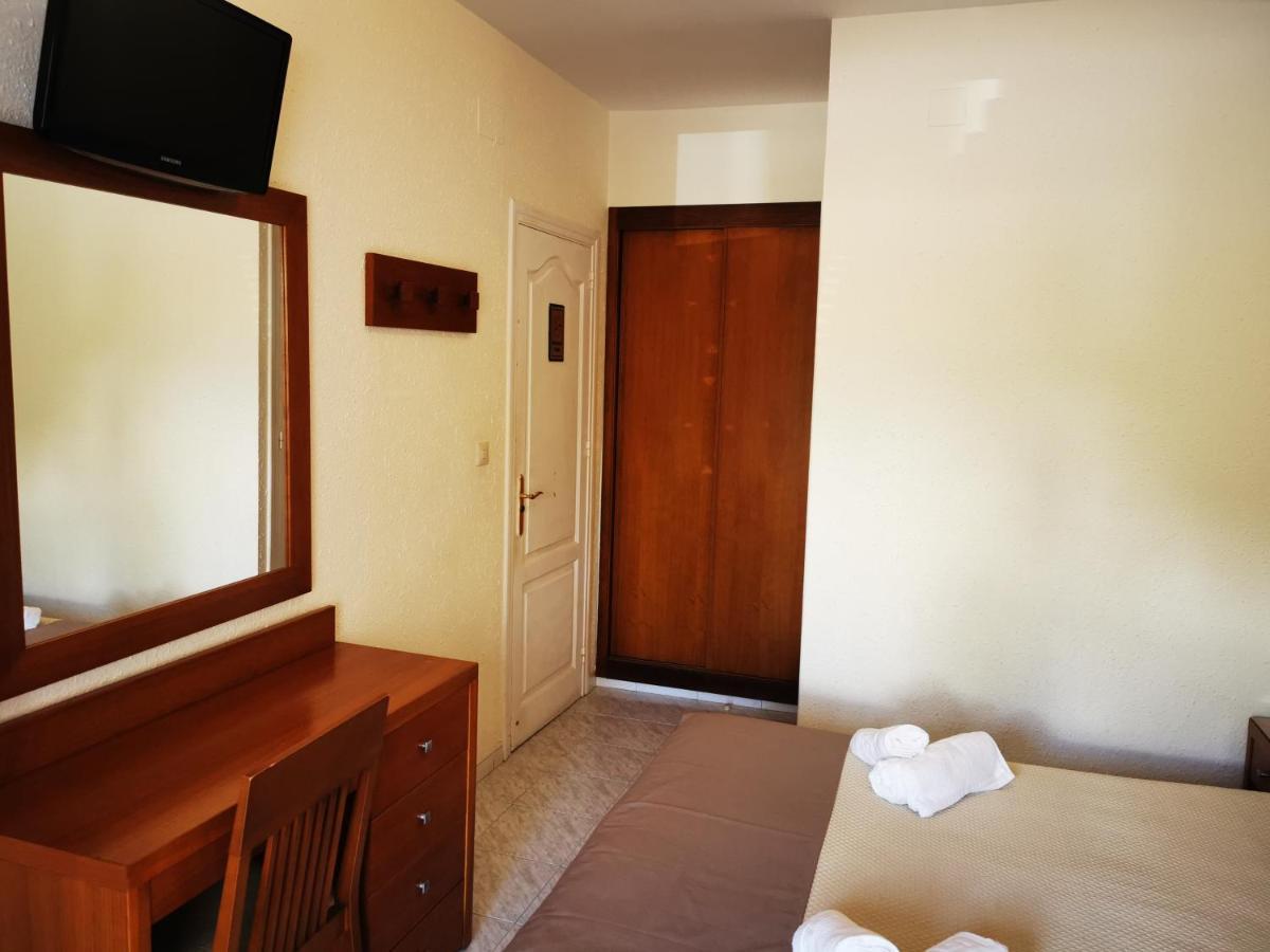Hostal Marazul Нерха Экстерьер фото